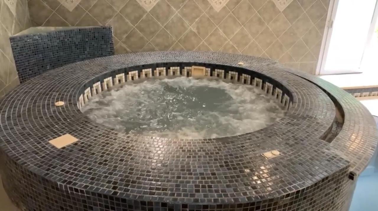 La Grignotière Lodge&Spa Crécy-la-Chapelle Extérieur photo